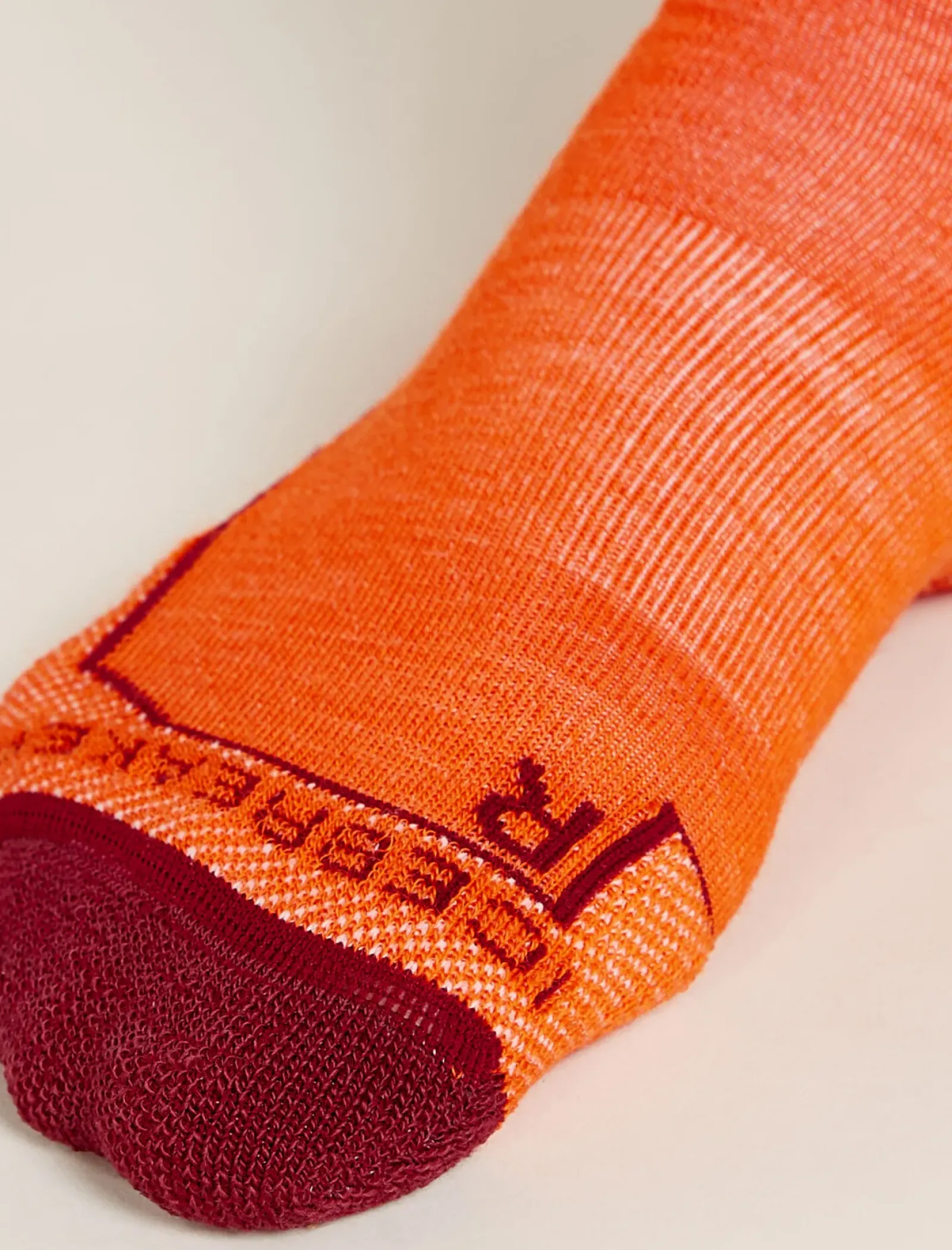 Men's Merino Hike+ Medium Crew Sedimentary Socks-Icebreaker Outlet
