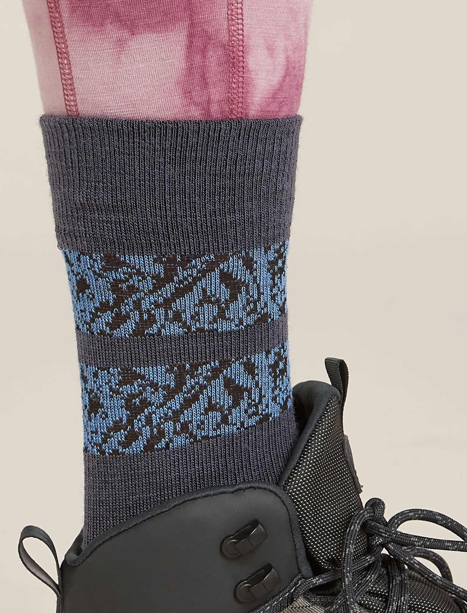 Icebreaker Women's Merino Hike+ Light Crew Natural Summit Socks Graphite/Baja Shop